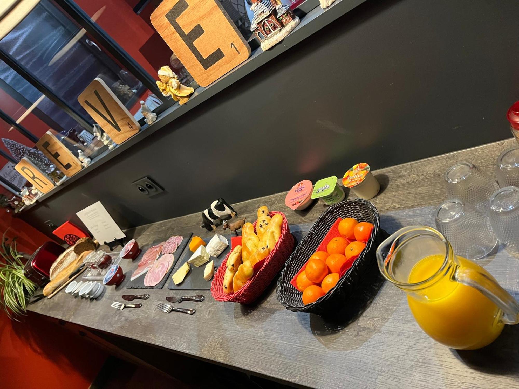 L'Attrap'Reves : Le Confort Hotelier, La Convivialite En Plus Ergersheim Exterior foto